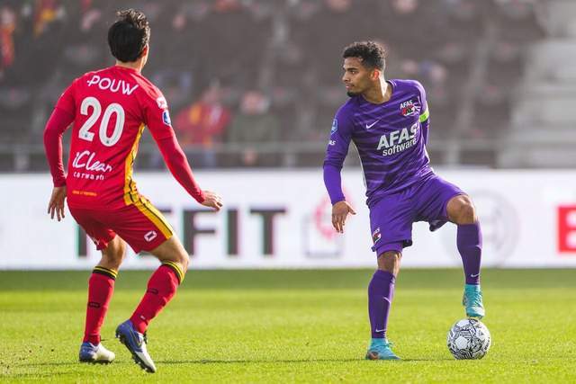 杜兰特11分太阳负雄鹿 阿德巴约三分绝杀活塞