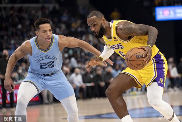 郭艾伦继续穿13号 广州队称赞他是年轻人榜样